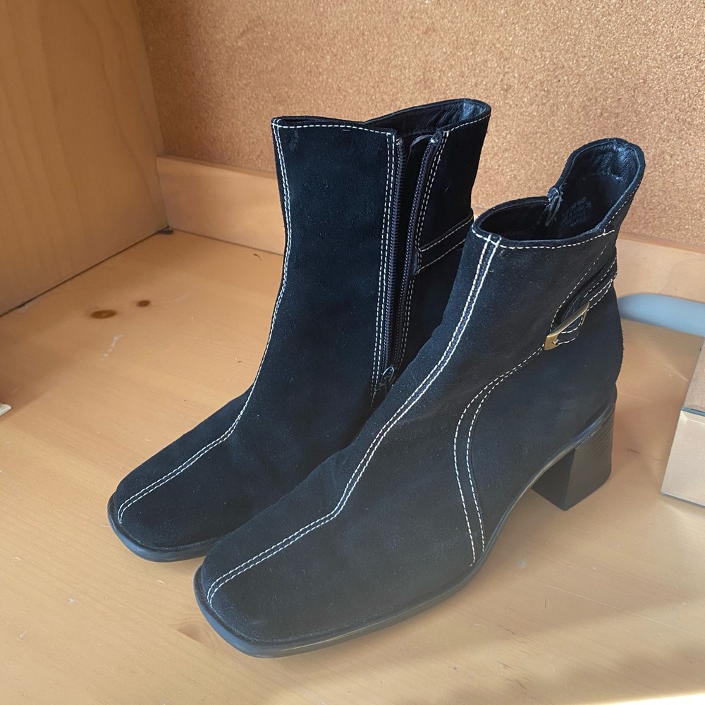 Black Leather Suede Clarks Square-Toe Ankle Boot Shoe Size 6.5